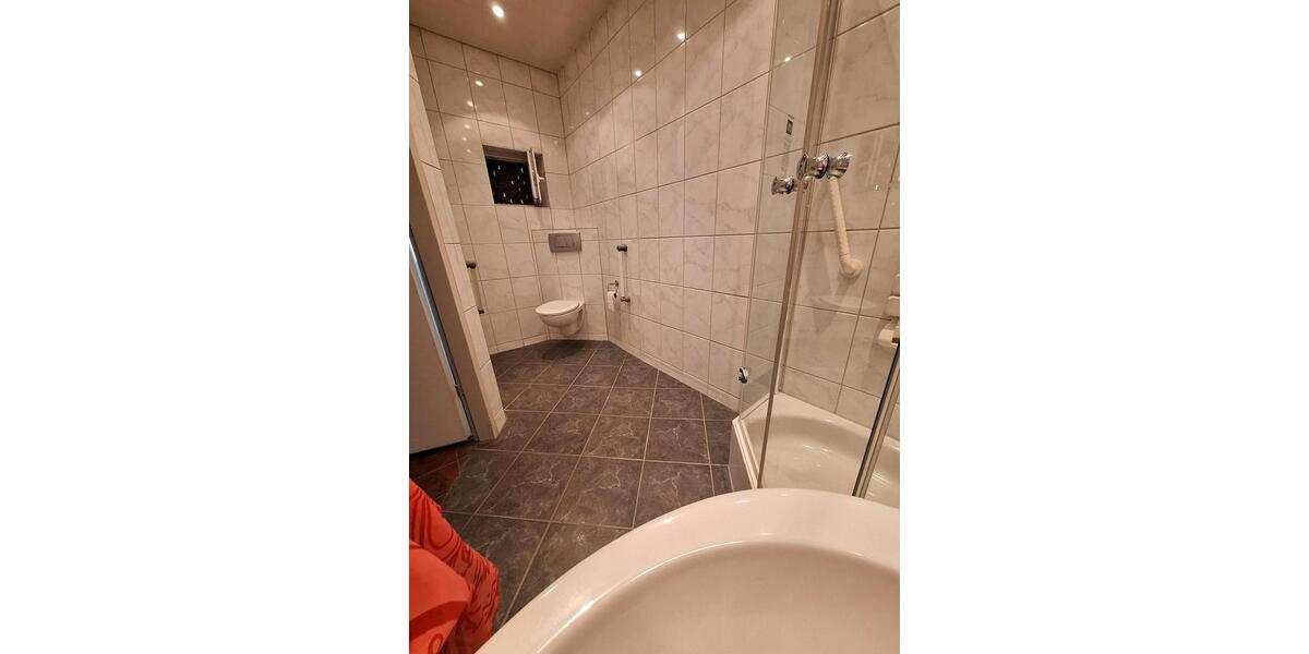 Reihenhaus Krefeld Dießem - 4 Zimmer, 120 m&sup2;, 320.000&euro; | Angebot:27533538