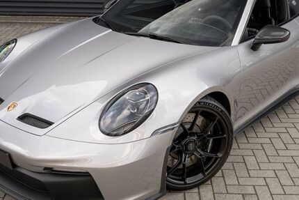 Porsche 992 5.493 km 199.900 &euro; Moers 47441
