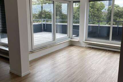 Wohnung Düsseldorf Mörsenbroich - 3 Zimmer, 111 m&sup2;, 1.311&euro; | Angebot:27352425