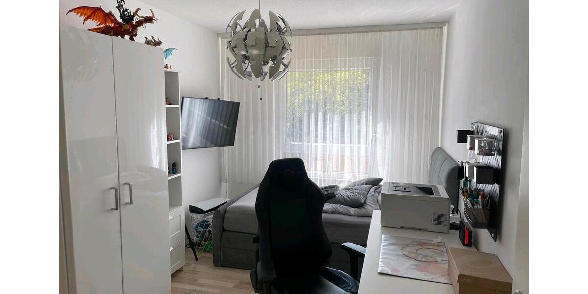Etagenwohnung Neuss Erfttal - 4 Zimmer, 92 m&sup2;, 1.590&euro; | Angebot:27546712
