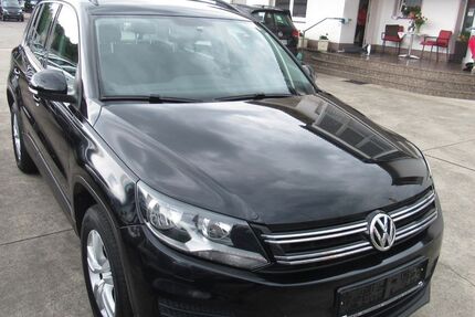 VW Tiguan 149.000 km 8.400 &euro; Leverkusen 51371