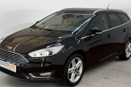 Ford Focus 49.784 km 14.899 &euro; Moers 47445