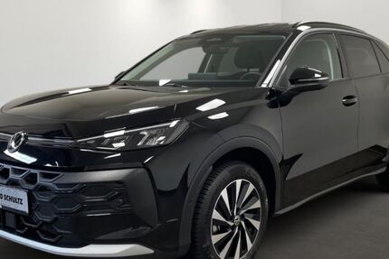VW T-Roc 5.853 km 27.990 &euro; Düsseldorf 40233