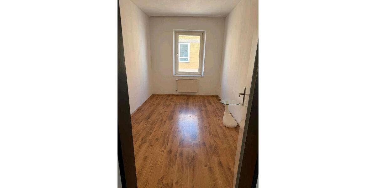 Etagenwohnung Krefeld - 2 Zimmer, 52 m&sup2;, 850&euro; | Angebot:27554966