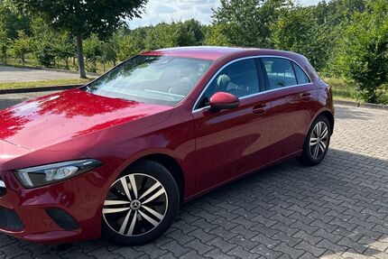 Mercedes-Benz A 200 38.253 km 19.000 &euro; Leichlingen 42799