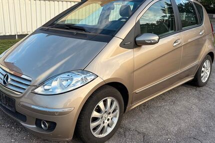Mercedes-Benz A 170 180.000 km 3.000 &euro; Duisburg 47167