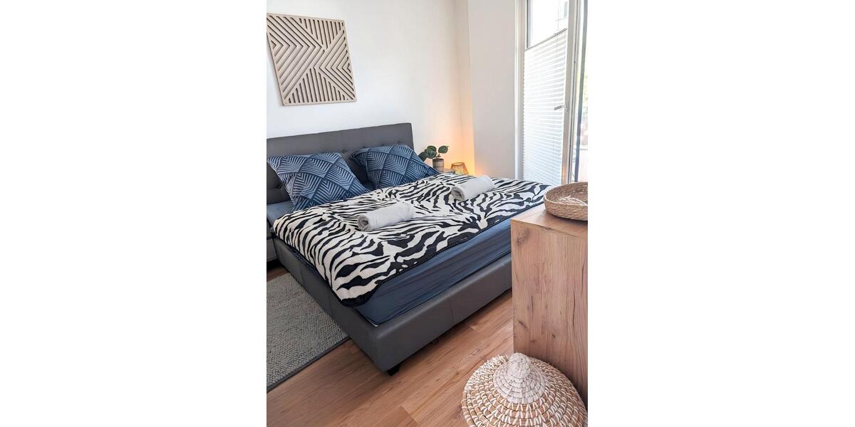 Etagenwohnung Düsseldorf Pempelfort - 2 Zimmer, 52 m&sup2;, 1.450&euro; | Angebot:27545544