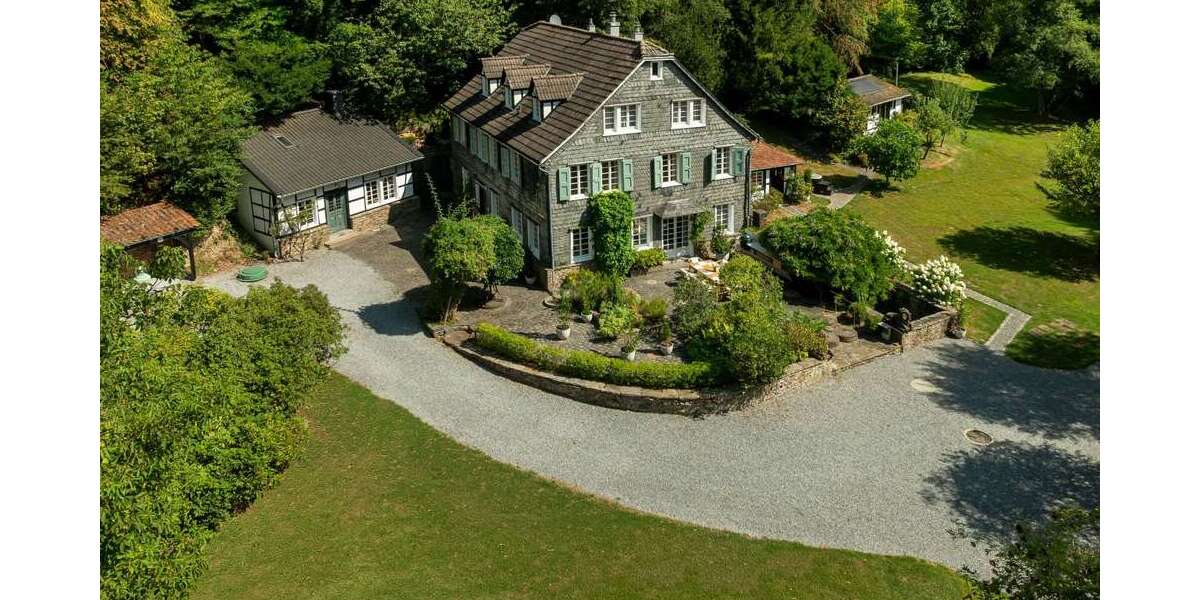 Einfamilienhaus Haan - 10 Zimmer, 360 m&sup2;, 2.490.000&euro; | Angebot:27253371