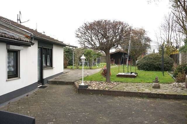 Einfamilienhaus Mönchengladbach Nord - 7 Zimmer, 200 m&sup2;, 350.000&euro; | Angebot:27363461