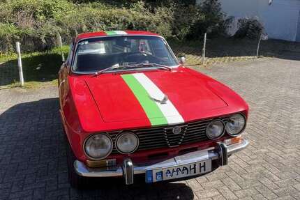 Alfa Romeo GTV 83.000 km 39.990 &euro; Düsseldorf 40627