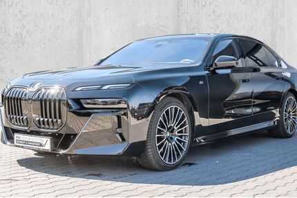 BMW 740 28.000 km 92.770 &euro; Velbert 42553