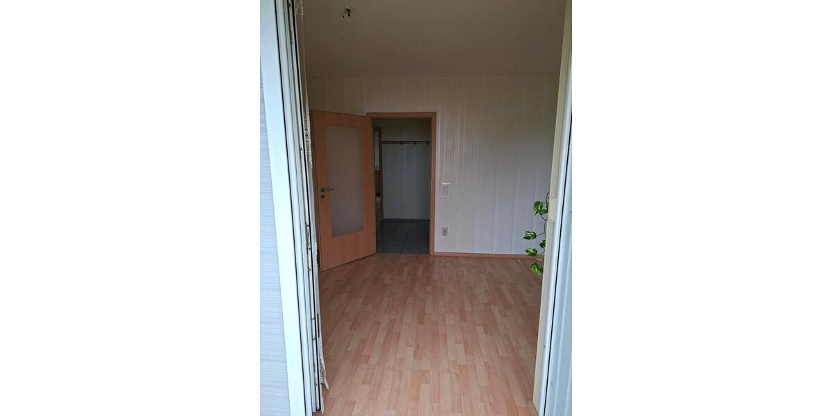 Erdgeschoßwohnung Dormagen Hackenbroich - 4 Zimmer, 91 m&sup2;, 240.000&euro; | Angebot:27535731