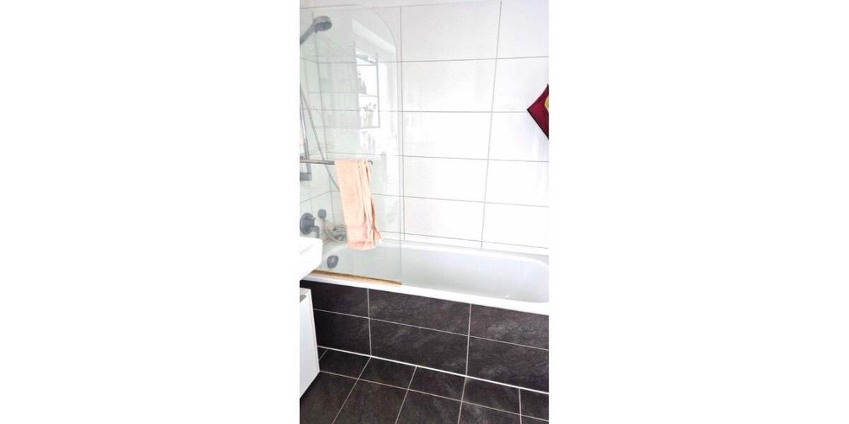 Etagenwohnung Langenfeld (Rheinland) - 4 Zimmer, 120 m&sup2;, 250.000&euro; | Angebot:27499356