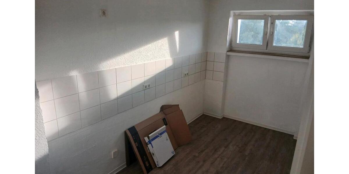 Etagenwohnung Krefeld Gellep-Stratum - 2 Zimmer, 69 m&sup2;, 900&euro; | Angebot:27544588