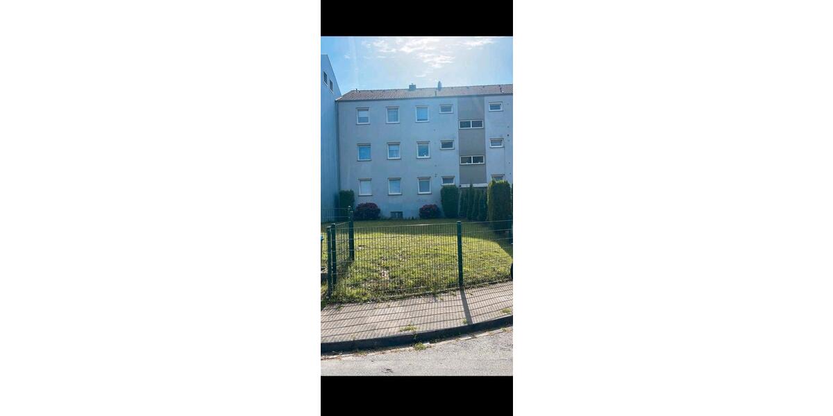 Erdgeschoßwohnung Mönchengladbach West - 5 Zimmer, 100 m&sup2;, 175.000&euro; | Angebot:24764467
