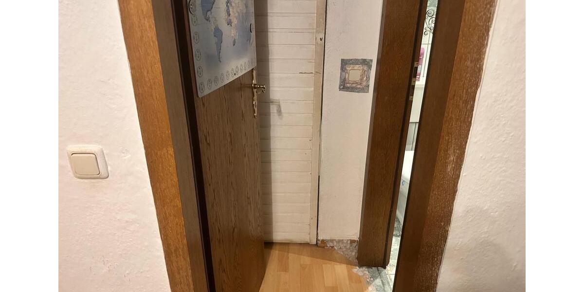 Etagenwohnung Leverkusen Opladen - 1 Zimmer, 30 m&sup2;, 555&euro; | Angebot:27553910