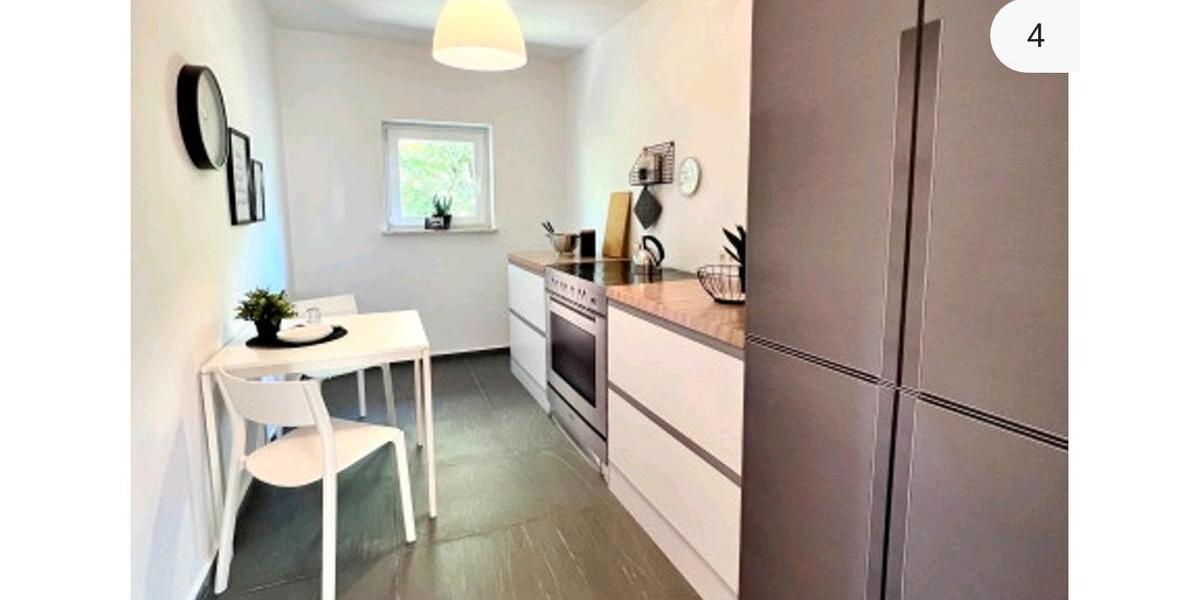 Etagenwohnung Düsseldorf Stadtbezirk 5 - 4 Zimmer, 100 m&sup2;, 2.020&euro; | Angebot:27532811