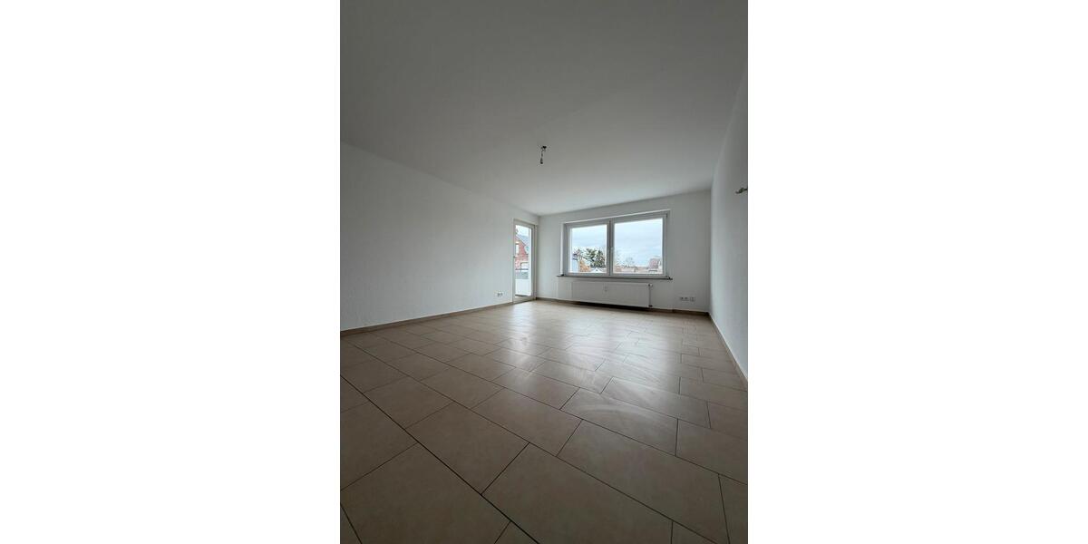 Etagenwohnung Grefrath - 4 Zimmer, 120 m&sup2;, 1.500&euro; | Angebot:27565934
