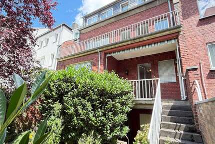 Haus Neuss - 9 Zimmer, 263 m&sup2;, 599.000&euro; | Angebot:27443038