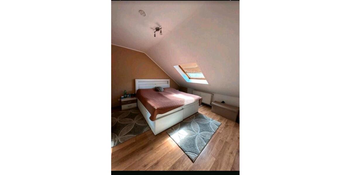 Doppelhaushälfte Duisburg Huckingen - 5 Zimmer, 135 m&sup2;, 349.000&euro; | Angebot:27516574