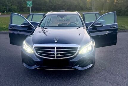 Mercedes-Benz C 250 143.000 km 18.600 &euro; Düsseldorf 40593