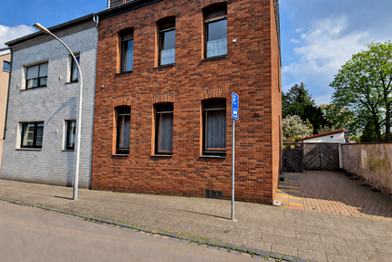 Haus Duisburg Angerhausen - 8 Zimmer, 160 m&sup2;, 329.000&euro; | Angebot:27306611