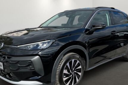 VW T-Roc 5.272 km 28.480 &euro; Solingen 42651
