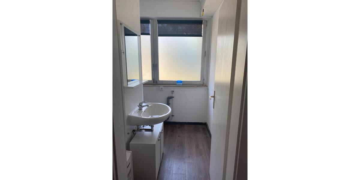 Hochparterre Krefeld Benrad - 2 Zimmer, 45 m&sup2;, 500&euro; | Angebot:27553918