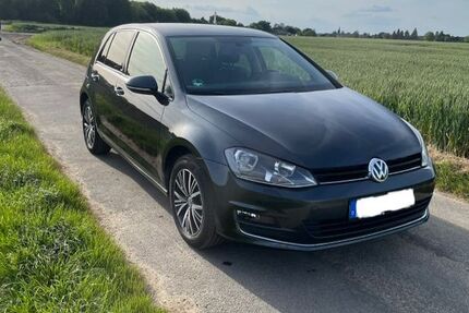 VW Golf 105.700 km 8.799 &euro; Grevenbroich 41516
