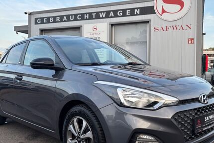 Hyundai i20 130.300 km 8.799 &euro; Mönchengladbach 41063