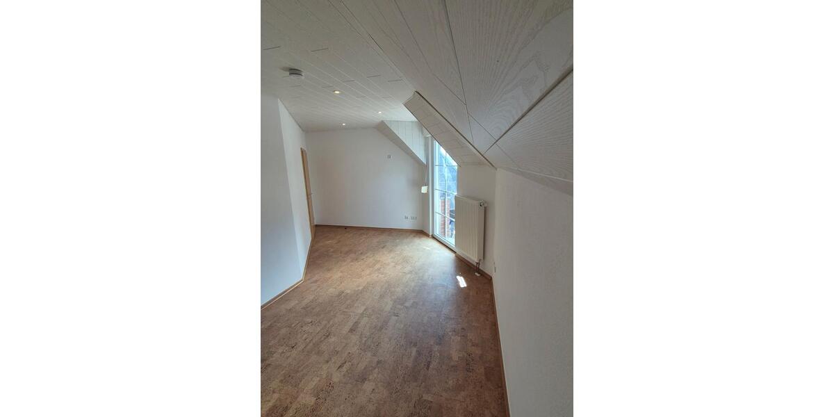 Etagenwohnung Wegberg - 4 Zimmer, 165 m&sup2;, 1.350&euro; | Angebot:27532813