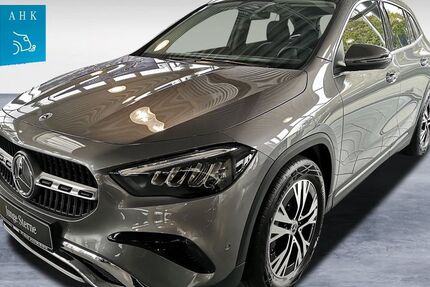 Mercedes-Benz GLA 180 22.000 km 35.692 &euro; Mönchengladbach 41238
