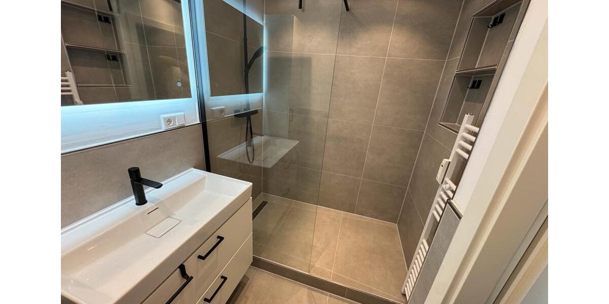 Etagenwohnung Monheim am Rhein - 3 Zimmer, 78 m&sup2;, 1.300&euro; | Angebot:27553794