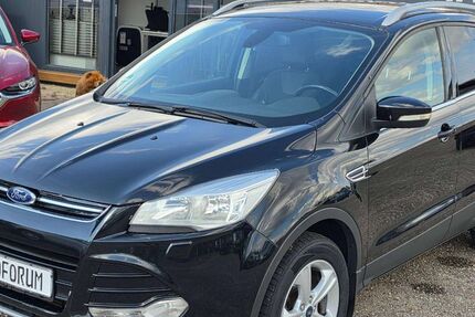 Ford Kuga 219.619 km 8.499 &euro; Kempen 47906
