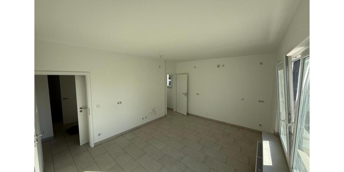 Etagenwohnung Duisburg Angerhausen - 4 Zimmer, 120 m&sup2;, 1.440&euro; | Angebot:27570424
