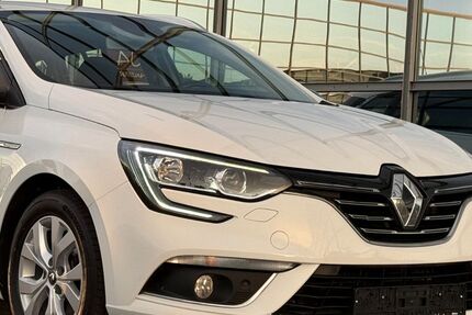 Renault Megane 110.877 km 10.490 &euro; Mönchengladbach 41068