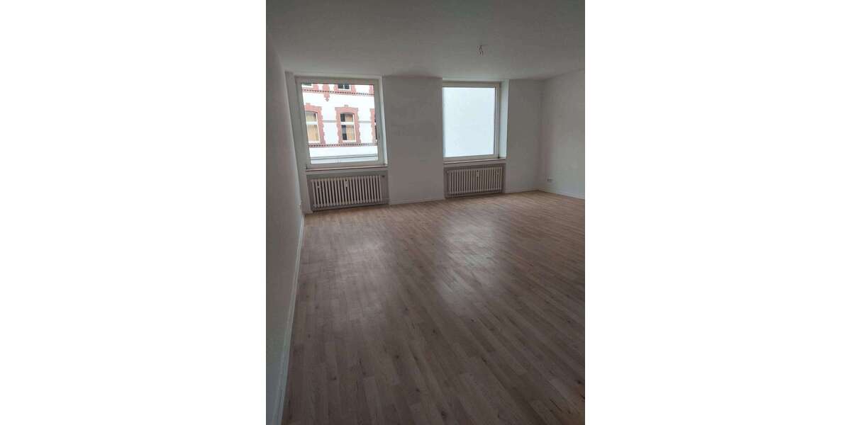 Etagenwohnung Düsseldorf Benrath - 3 Zimmer, 81 m&sup2;, 1.290&euro; | Angebot:27495400