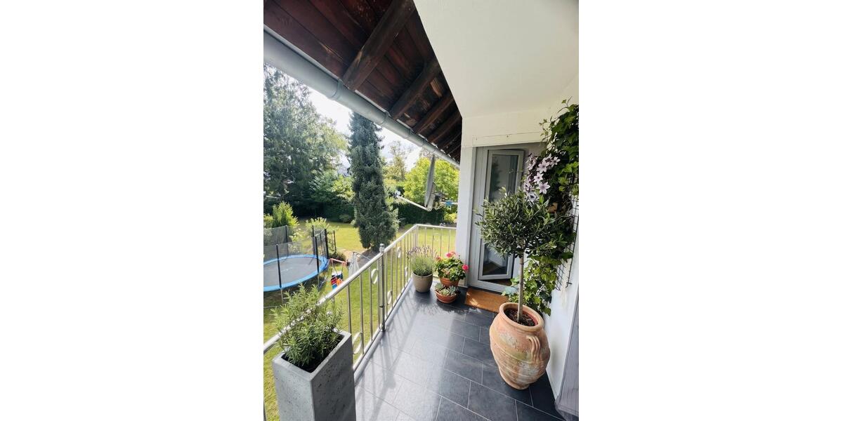 Etagenwohnung Krefeld Gellep-Stratum - 3 Zimmer, 75 m&sup2;, 1.000&euro; | Angebot:27535751