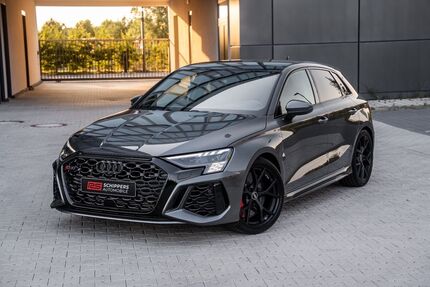 Audi RS3 13.800 km 60.750 &euro; Erkelenz 41812