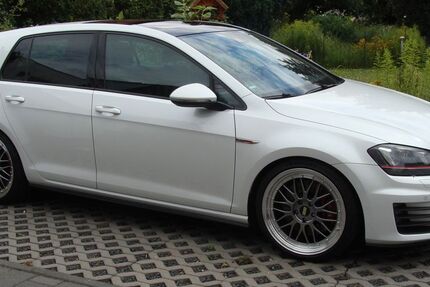 VW Golf 122.061 km 16.900 &euro; Erkelenz 41812