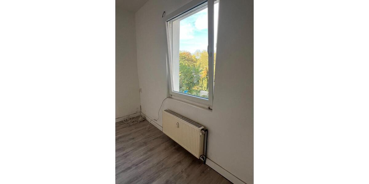 Etagenwohnung Duisburg Duisburg-Mitte - 1 Zimmer, 44 m&sup2;, 430&euro; | Angebot:27533901
