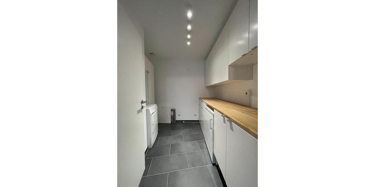 Dachgeschoßwohnung Korschenbroich - 1 Zimmer, 61 m&sup2;, 850&euro; | Angebot:27567554