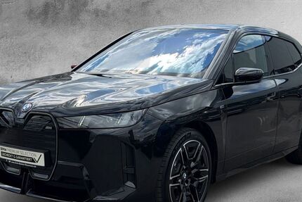 BMW iX 11.609 km 94.890 &euro; Krefeld 47800