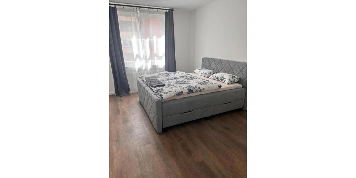 Etagenwohnung Düsseldorf - 2 Zimmer, 62 m&sup2;, 1.364&euro; | Angebot:27547925