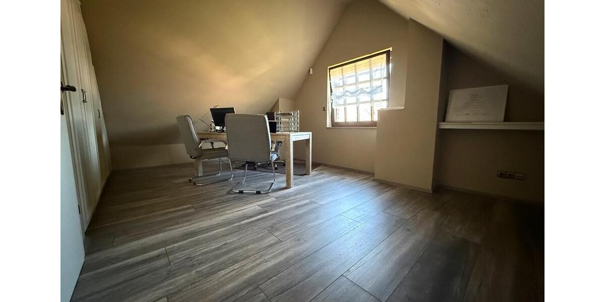 Doppelhaushälfte Mönchengladbach Ost - 4 Zimmer, 130 m&sup2;, 549.000&euro; | Angebot:27537387