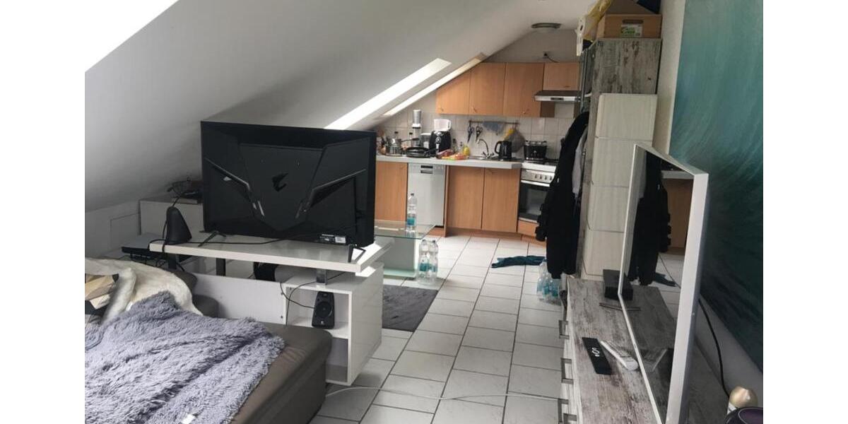 Dachgeschoßwohnung Ratingen Tiefenbroich - 2 Zimmer, 42 m&sup2;, 150.000&euro; | Angebot:18833422