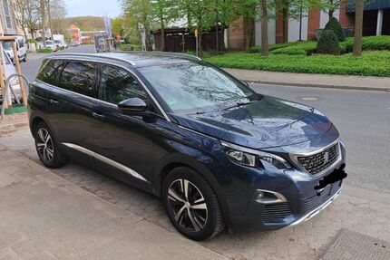 Peugeot 5008 191.000 km 15.200 &euro; Düsseldorf 40599