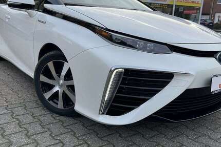 Toyota Mirai 68.468 km 14.990 &euro; Korschenbroich 41352