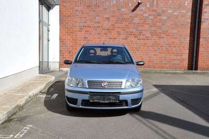 Fiat Punto 65.160 km 2.399 &euro; Düsseldorf 40476