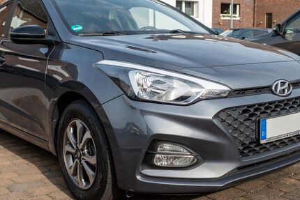 Hyundai i20 74.764 km 10.750 &euro; Bergheim 50127